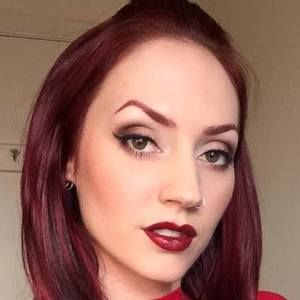 Meet your Posher, Em